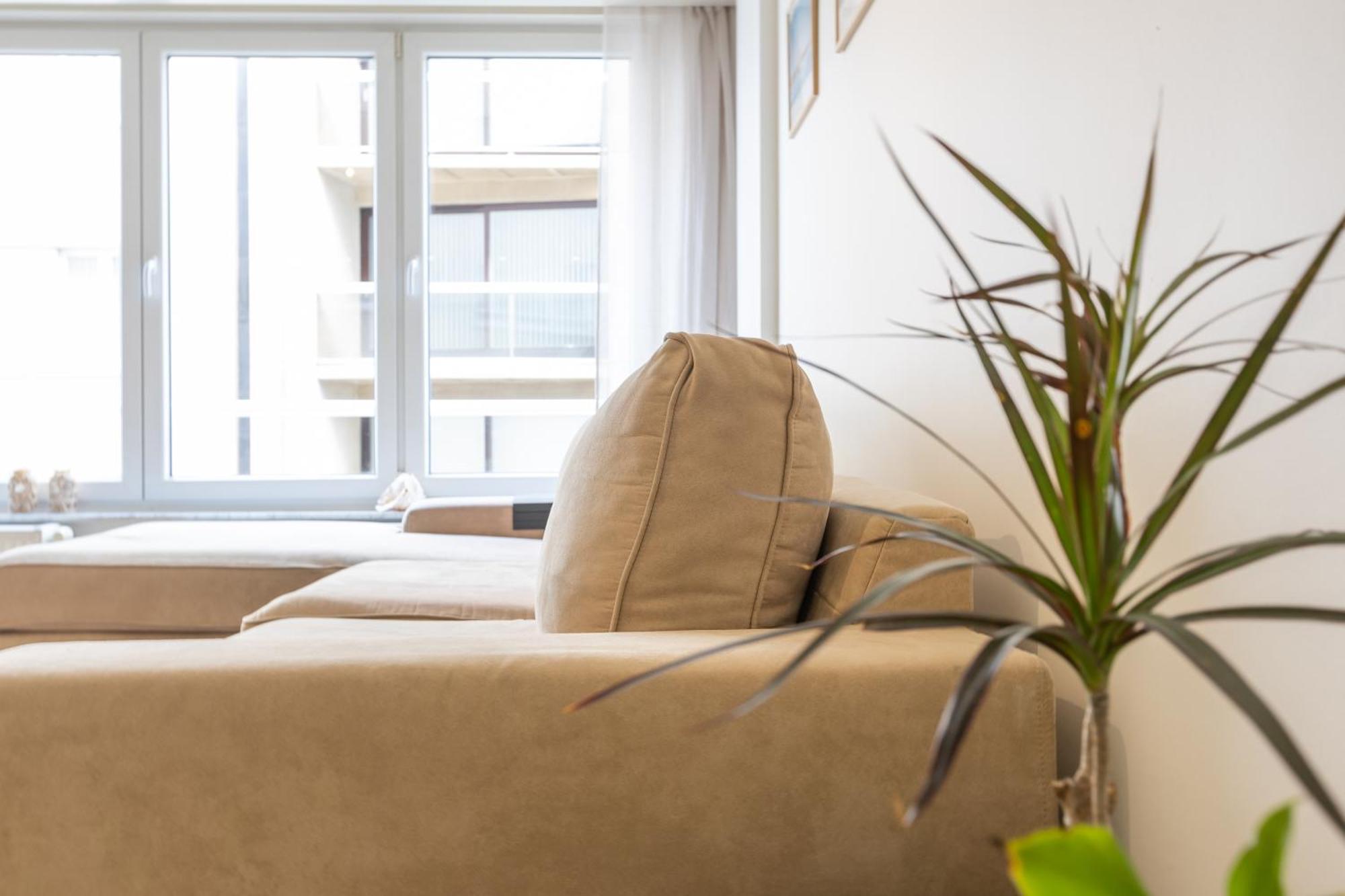 Miramar - Garage Available Apartman Ostende Kültér fotó